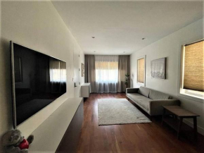 Stylish renovated 2bed apt in Brooklyn, NY